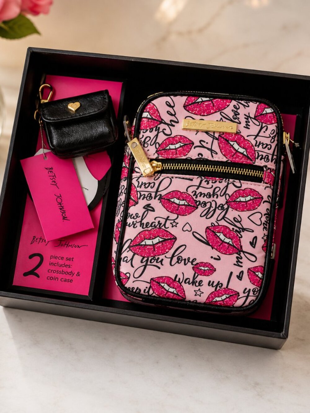 Betsey Johnson Lips Print Crossbody Bag & AirPods Case Gift Set NWT
